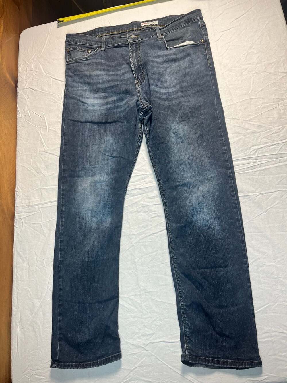 Wrangler Men's Slim Straight Blue Denim Jeans 38x32